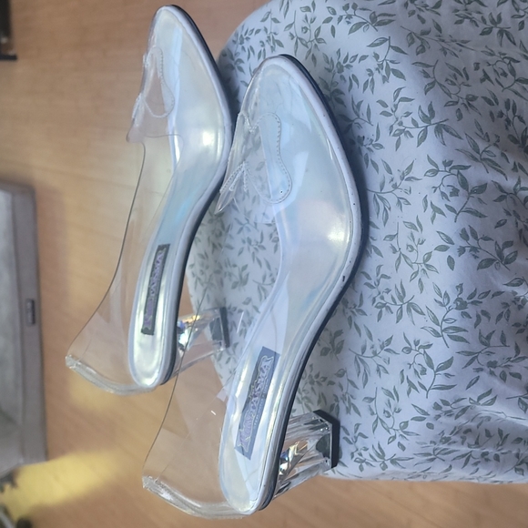 Funtasma clear heels size 12 - Picture 3 of 7